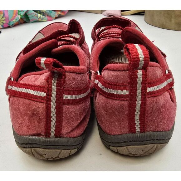 Red Suede & Mesh Womens Comfort Walking Shoes With Adjustable Strap Size 8 - Picture 5 of 11